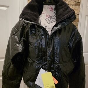 Jacket‎ All in Motion Shiny Black Puffer Jacket #0718